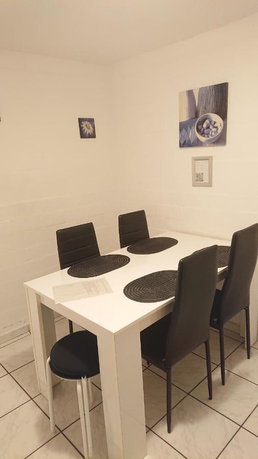 2-Zimmerwohnung เบอร์ลิน ภายนอก รูปภาพ